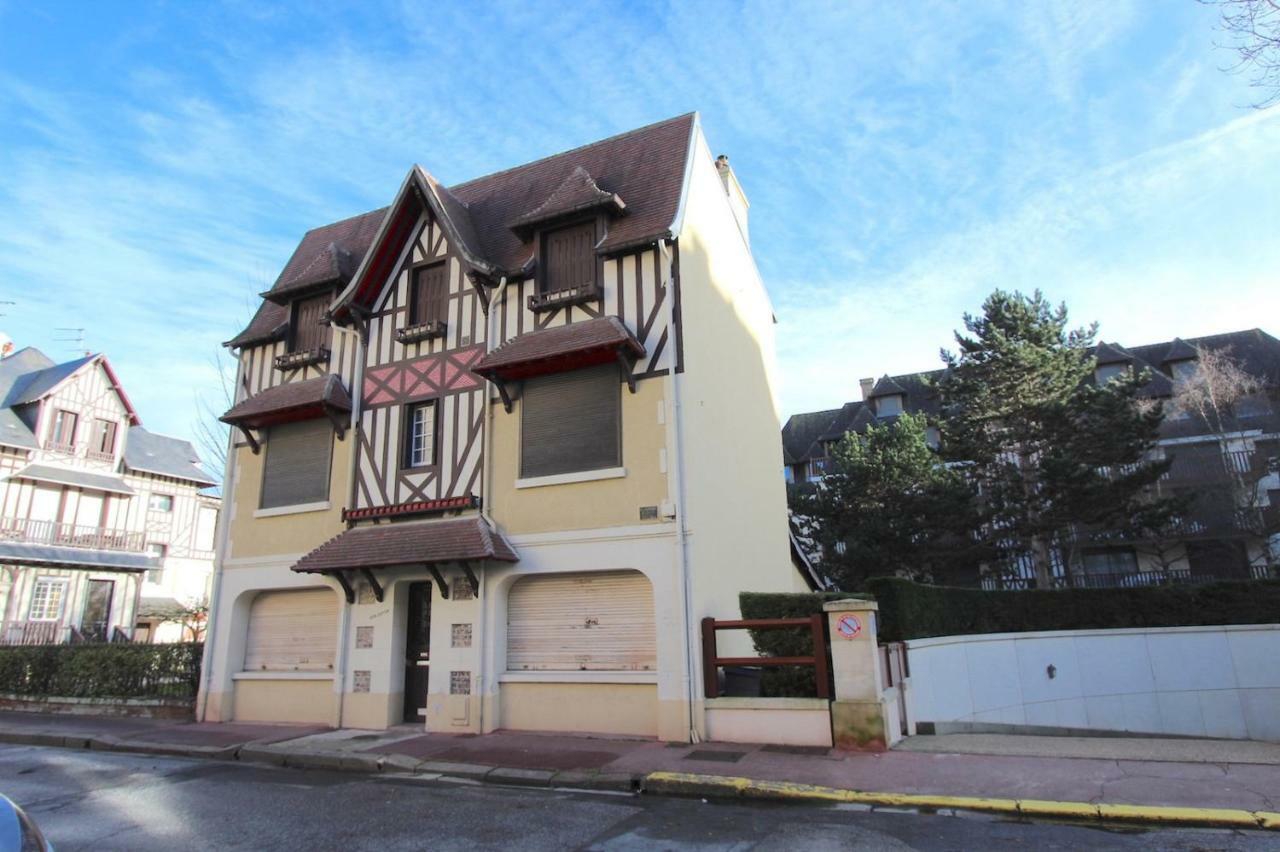 Le Royal Apartment Deauville Luaran gambar