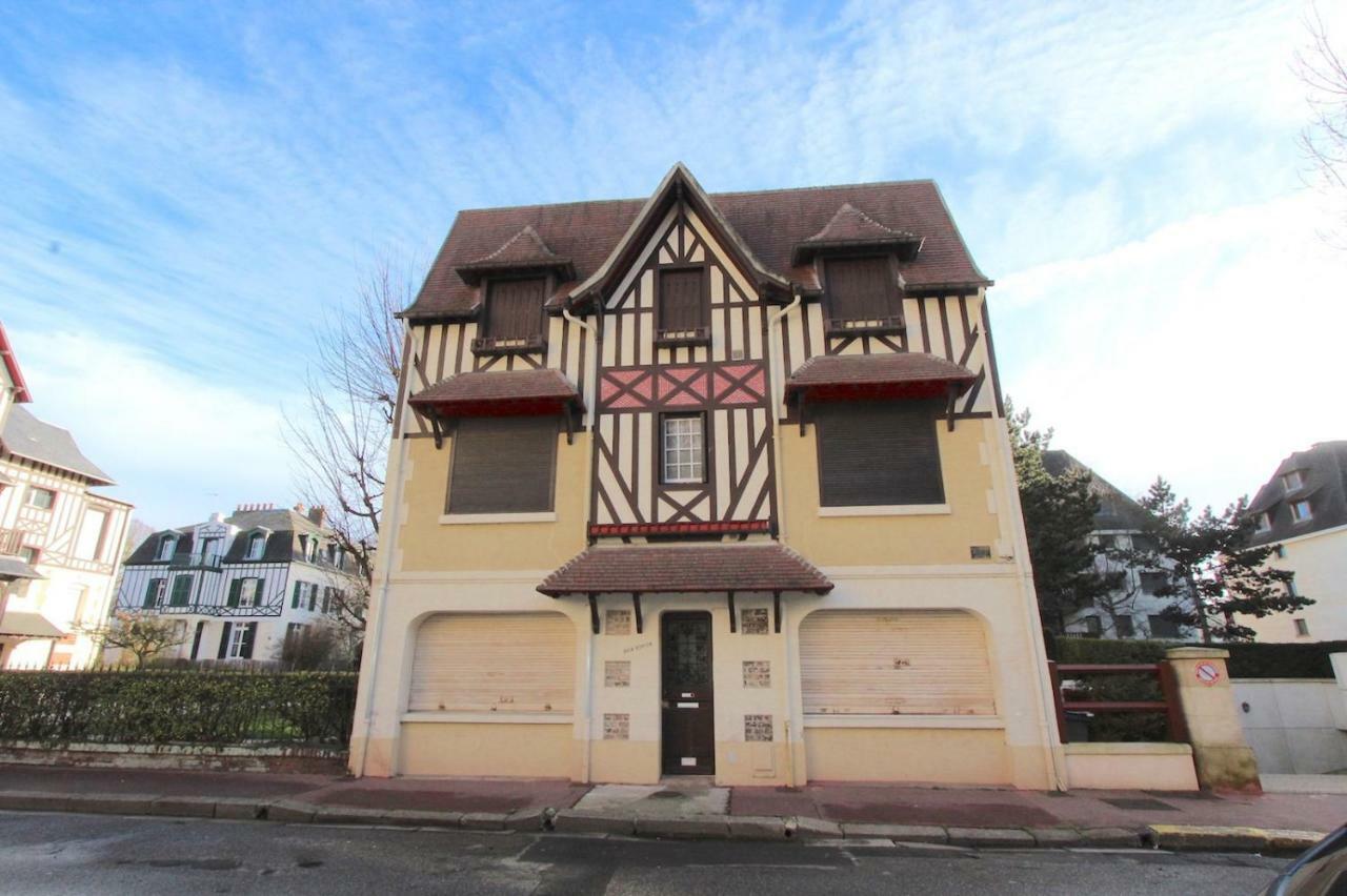 Le Royal Apartment Deauville Luaran gambar